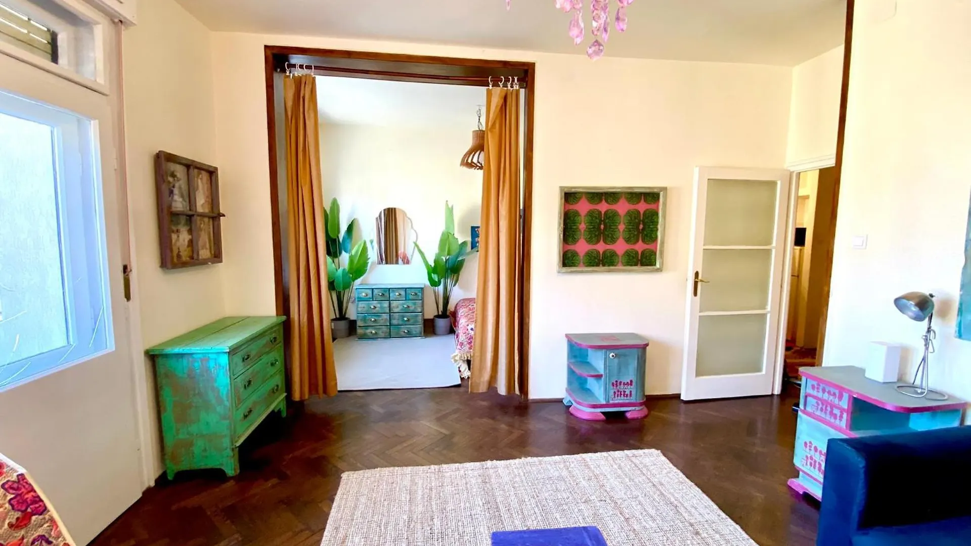 Lovely Cosy Art Flat Budapest