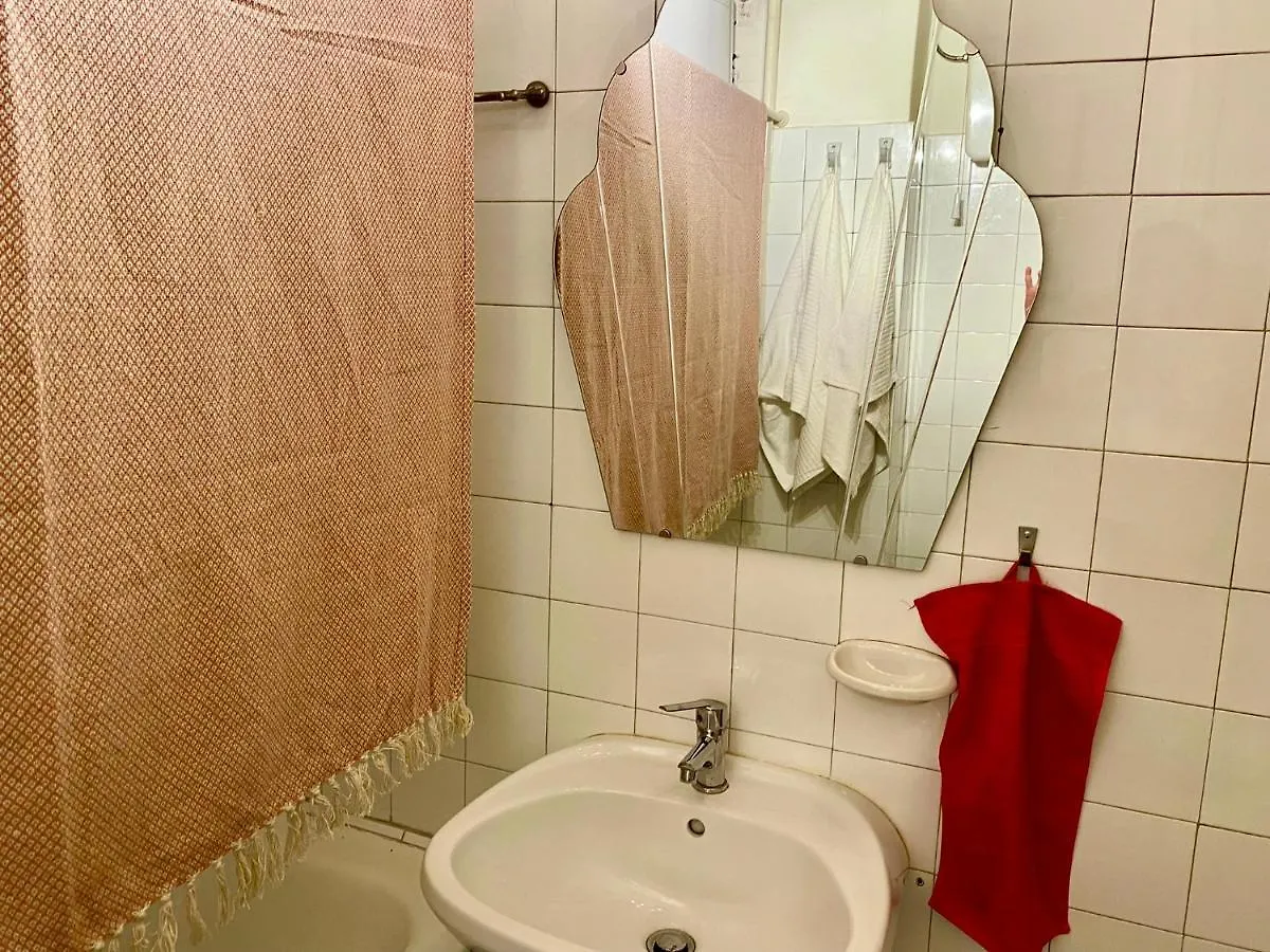 Apartment Lovely Cosy Art Flat Budapest