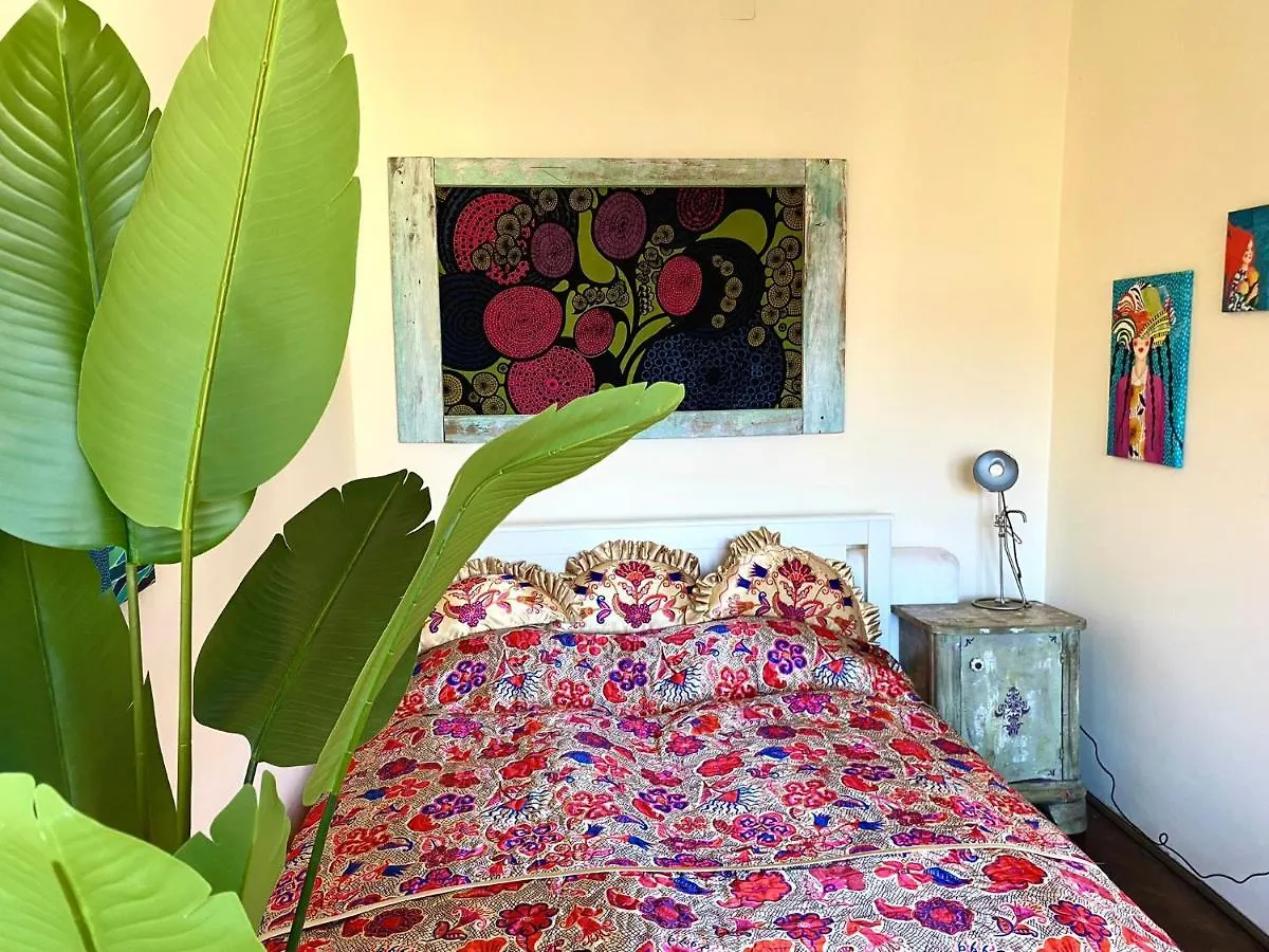 Lovely Cosy Art Flat Budapest 0*,  Hungary