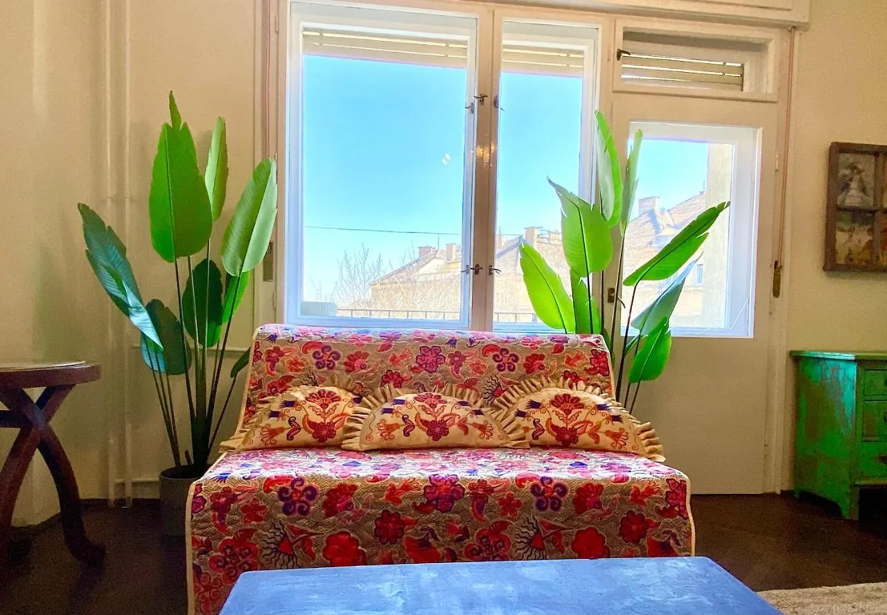 Apartment Lovely Cosy Art Flat Budapest